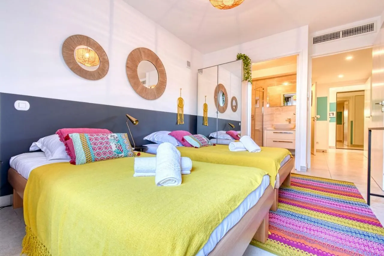 Nice Apartment With Private Garden, Pool & Parking Cannes