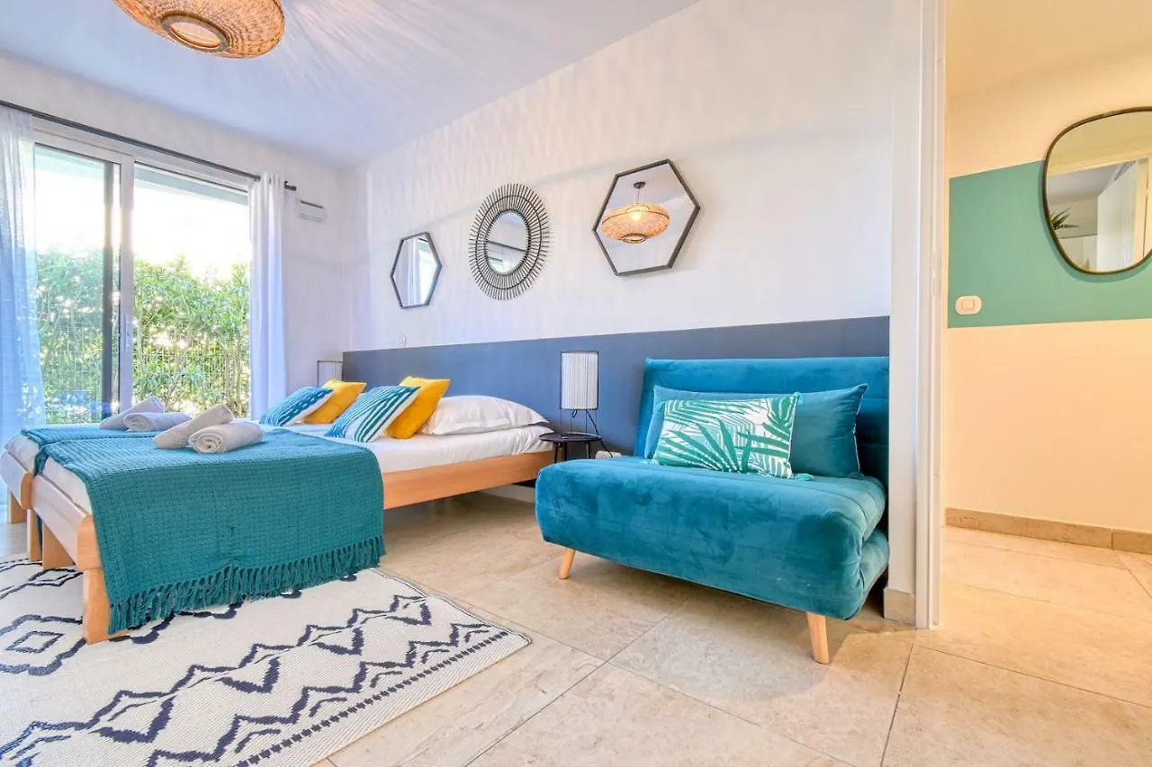 Nice Apartment With Private Garden, Pool & Parking Cannes