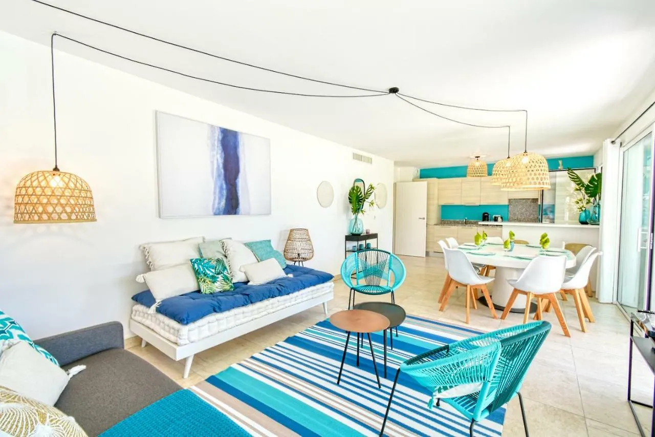 Nice Apartment With Private Garden, Pool & Parking Cannes